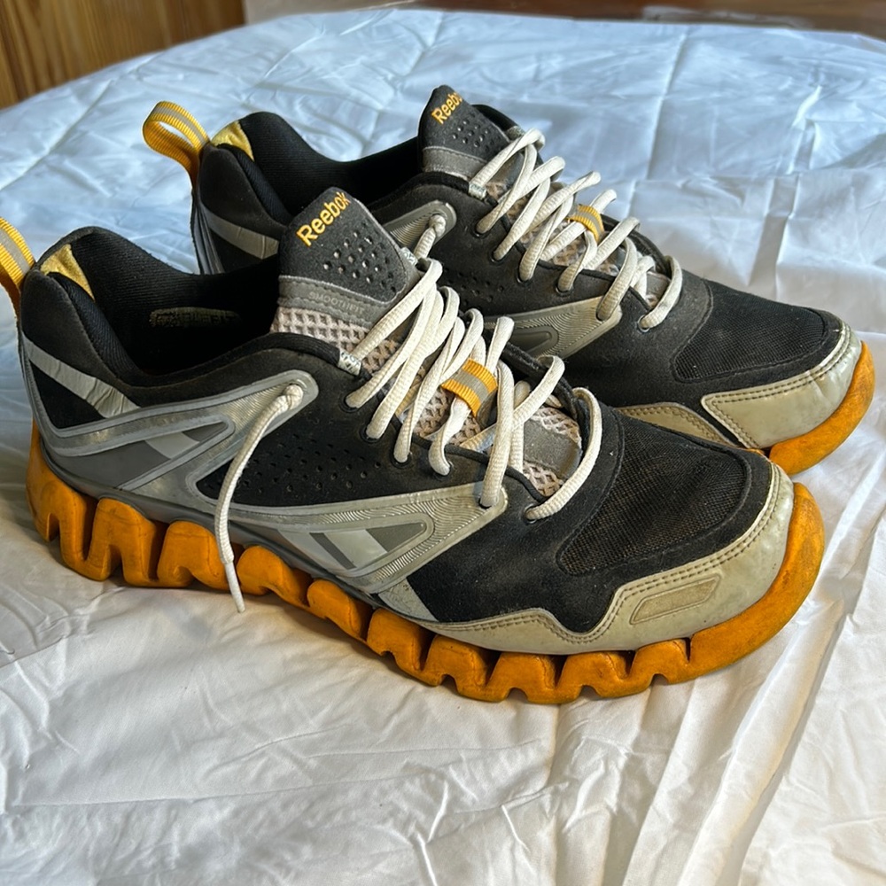 Reebok Zig Tech Running Shoes Mens Sz 10.5 Hiking Shoes